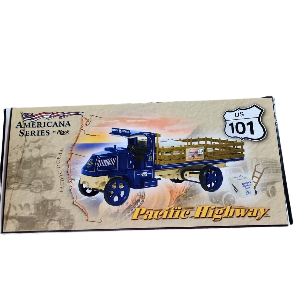 FIRST GEAR AMERICANA SERIES PACIFIC COAST MACK TRUCK US101 AC BULLDOG STAKE BED